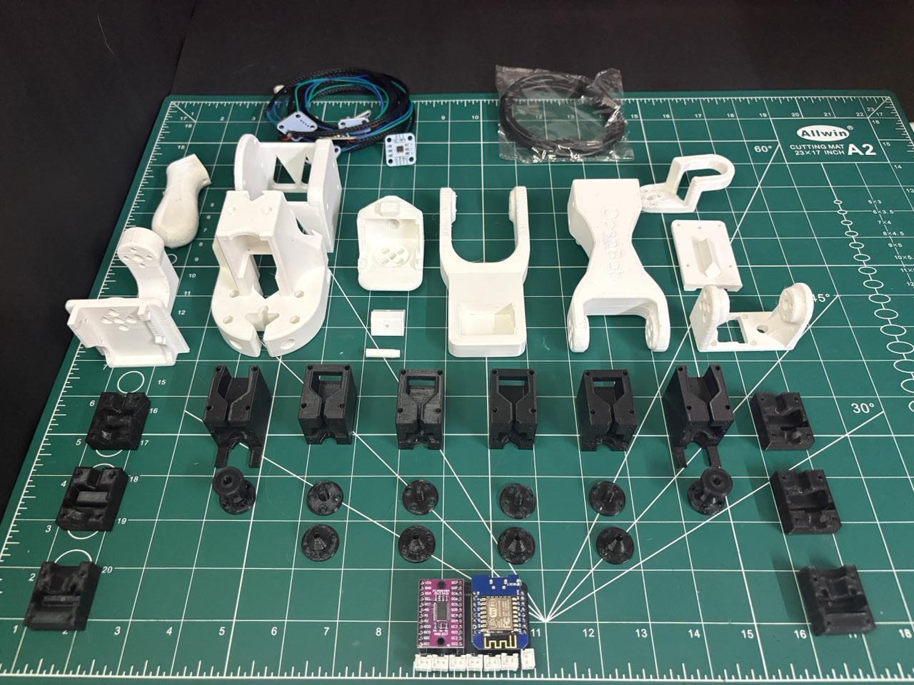 Leader All Parts